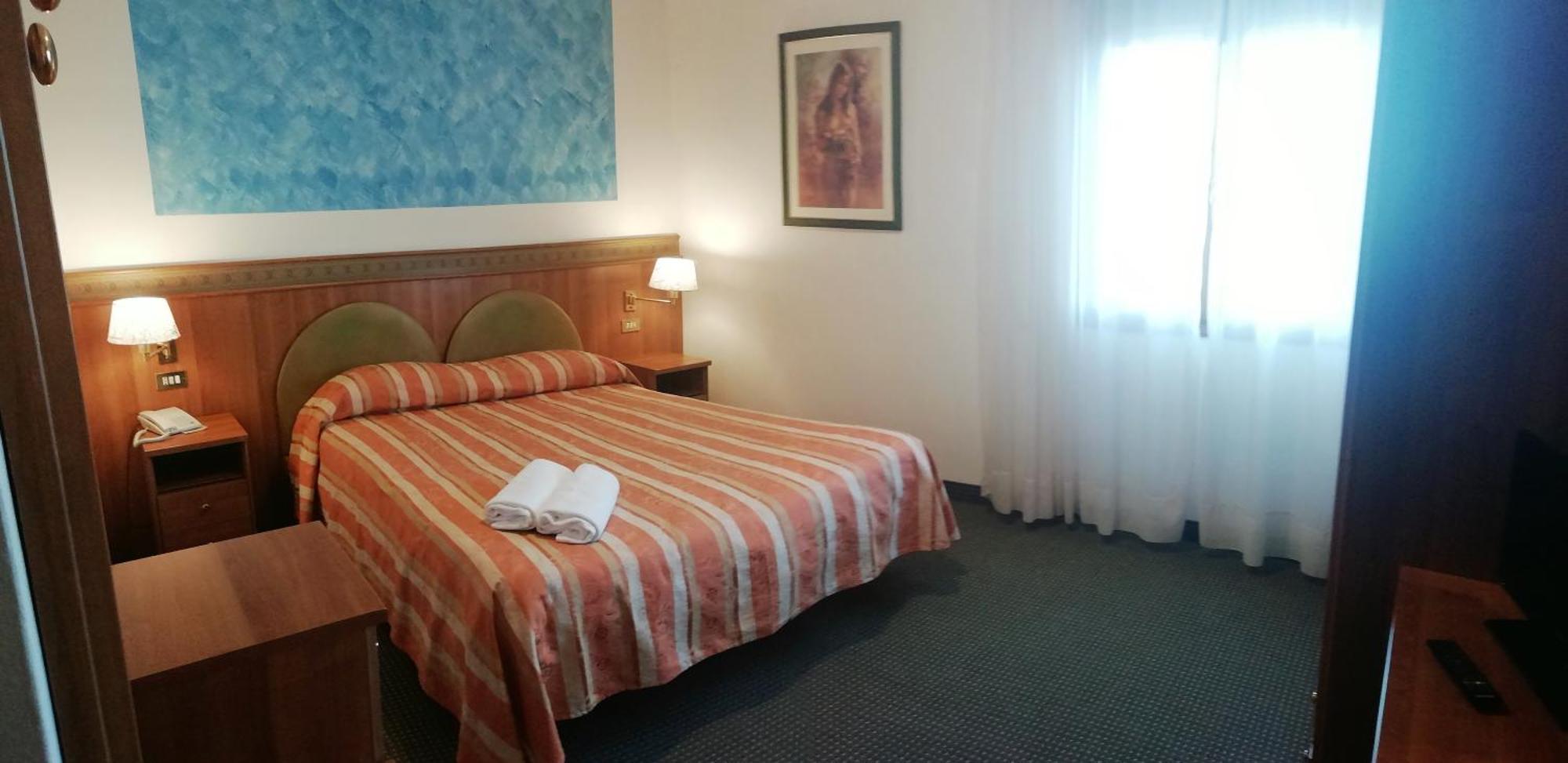 Hotel Kristall San Donà di Piave Exterior foto
